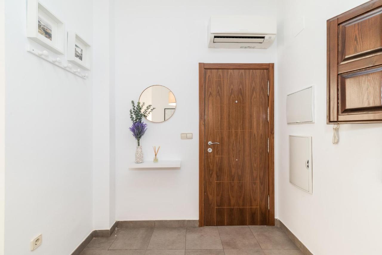 Moderno Apartamento Centro De Granada 2 Kültér fotó
