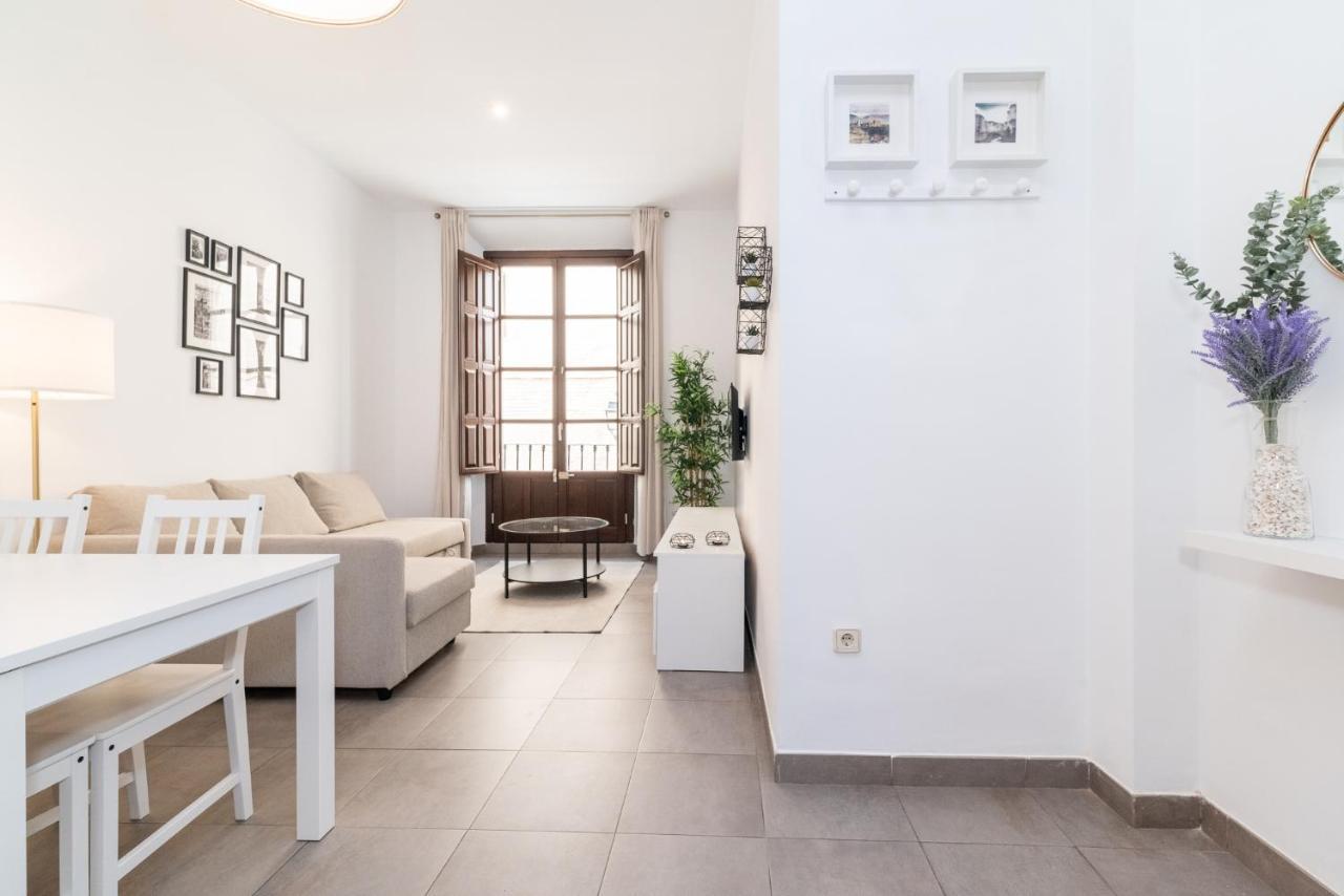 Moderno Apartamento Centro De Granada 2 Kültér fotó