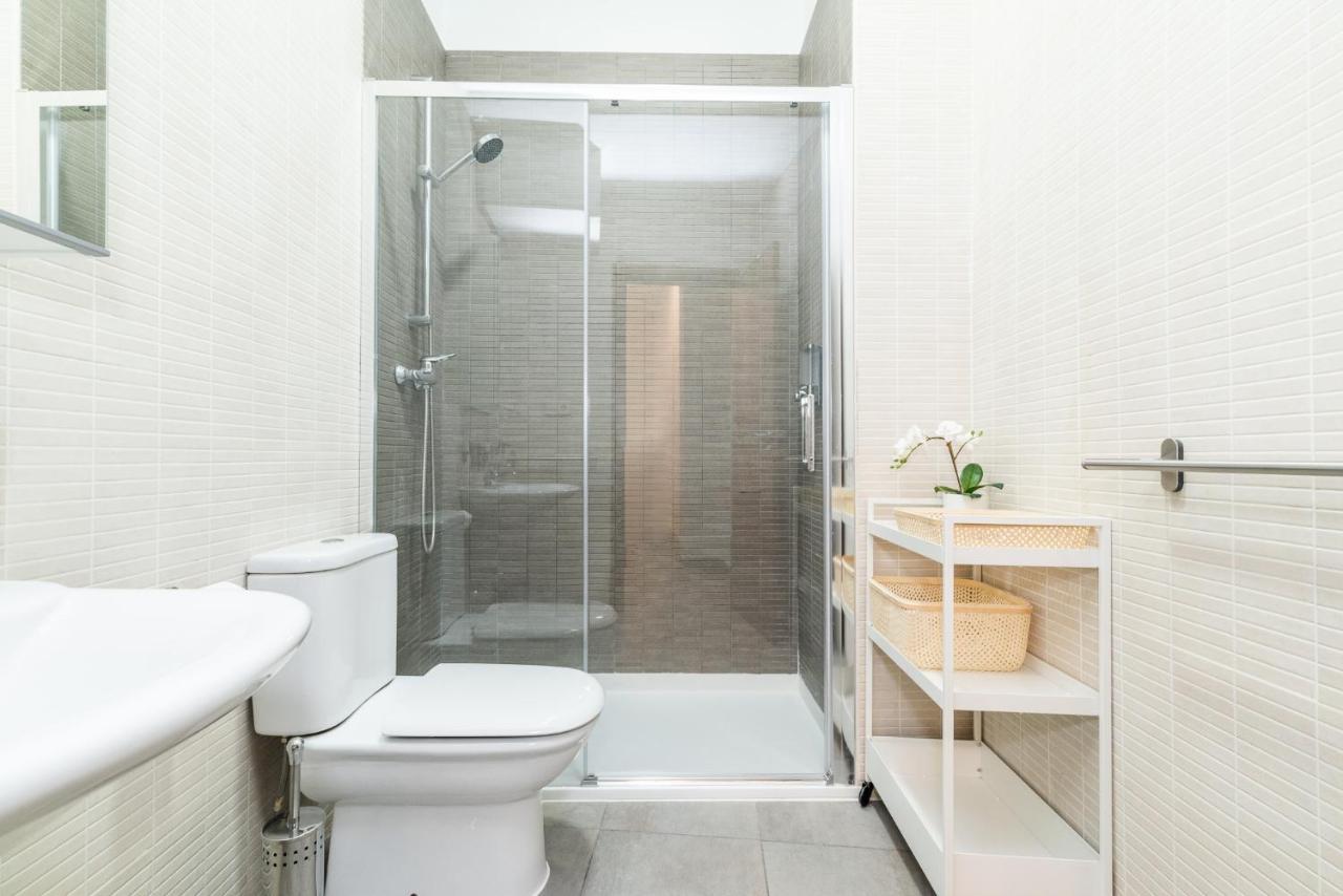 Moderno Apartamento Centro De Granada 2 Kültér fotó