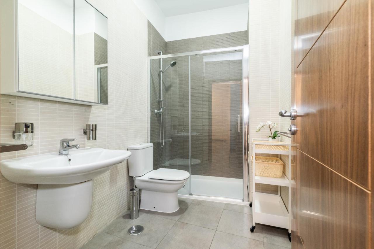 Moderno Apartamento Centro De Granada 2 Kültér fotó