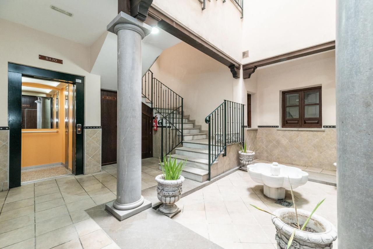 Moderno Apartamento Centro De Granada 2 Kültér fotó